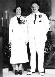 momandpopwedding1936.jpg